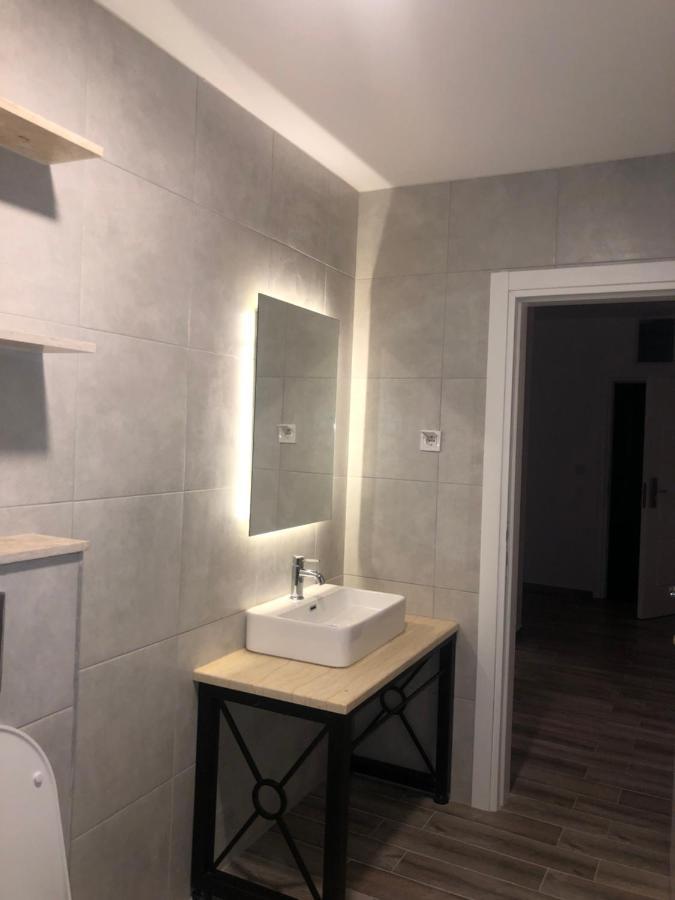 Belami Luxury Apartments Улцин Екстериор снимка