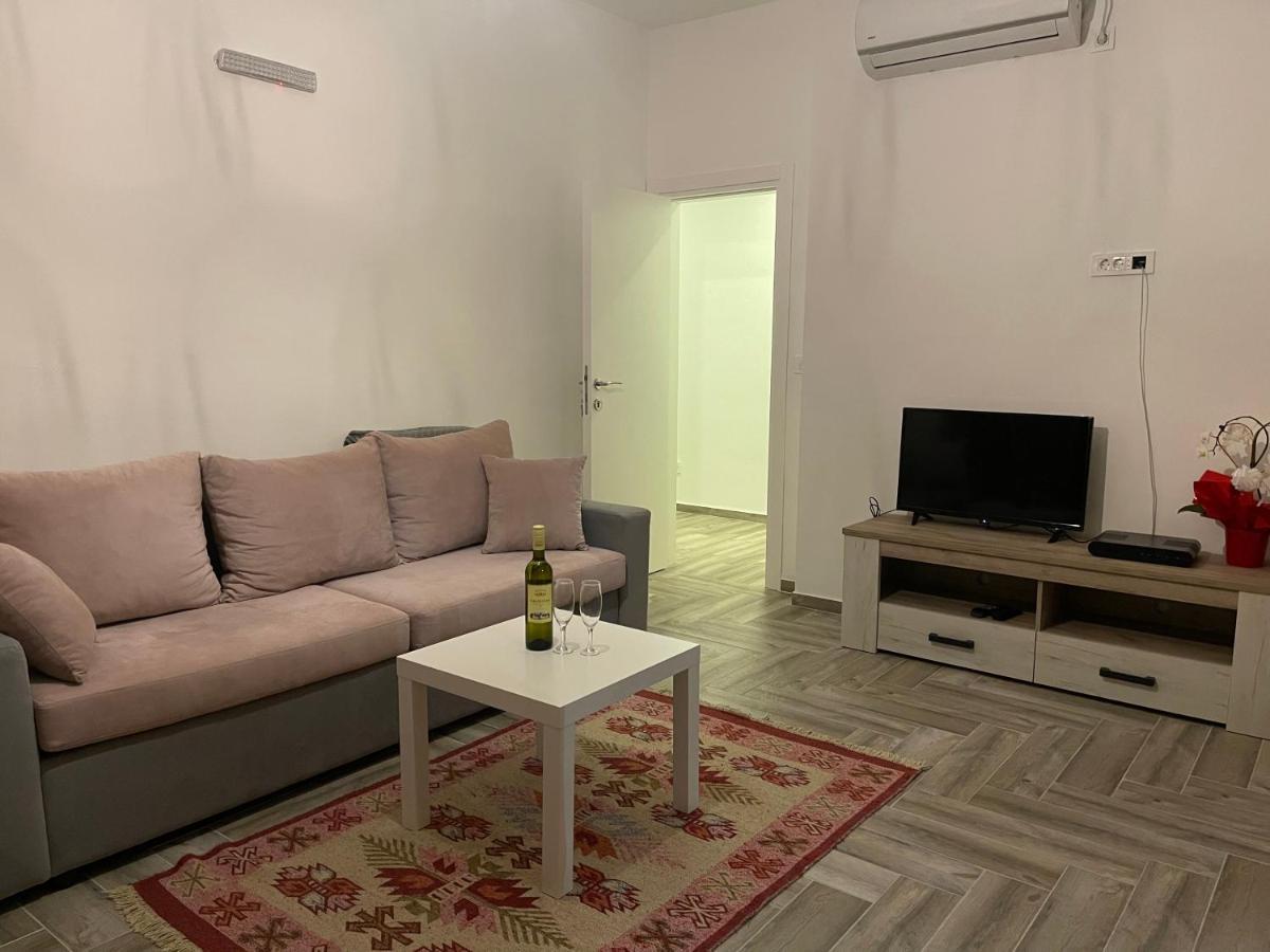 Belami Luxury Apartments Улцин Екстериор снимка