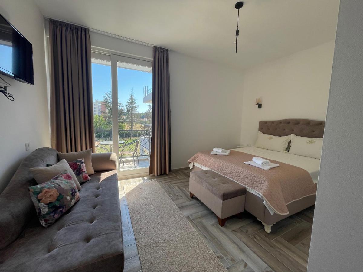 Belami Luxury Apartments Улцин Екстериор снимка