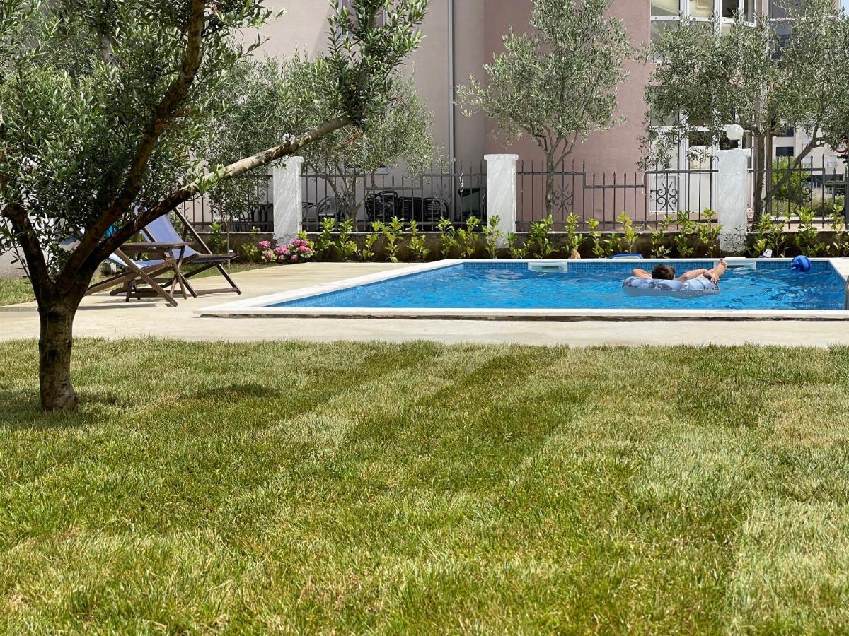 Belami Luxury Apartments Улцин Екстериор снимка