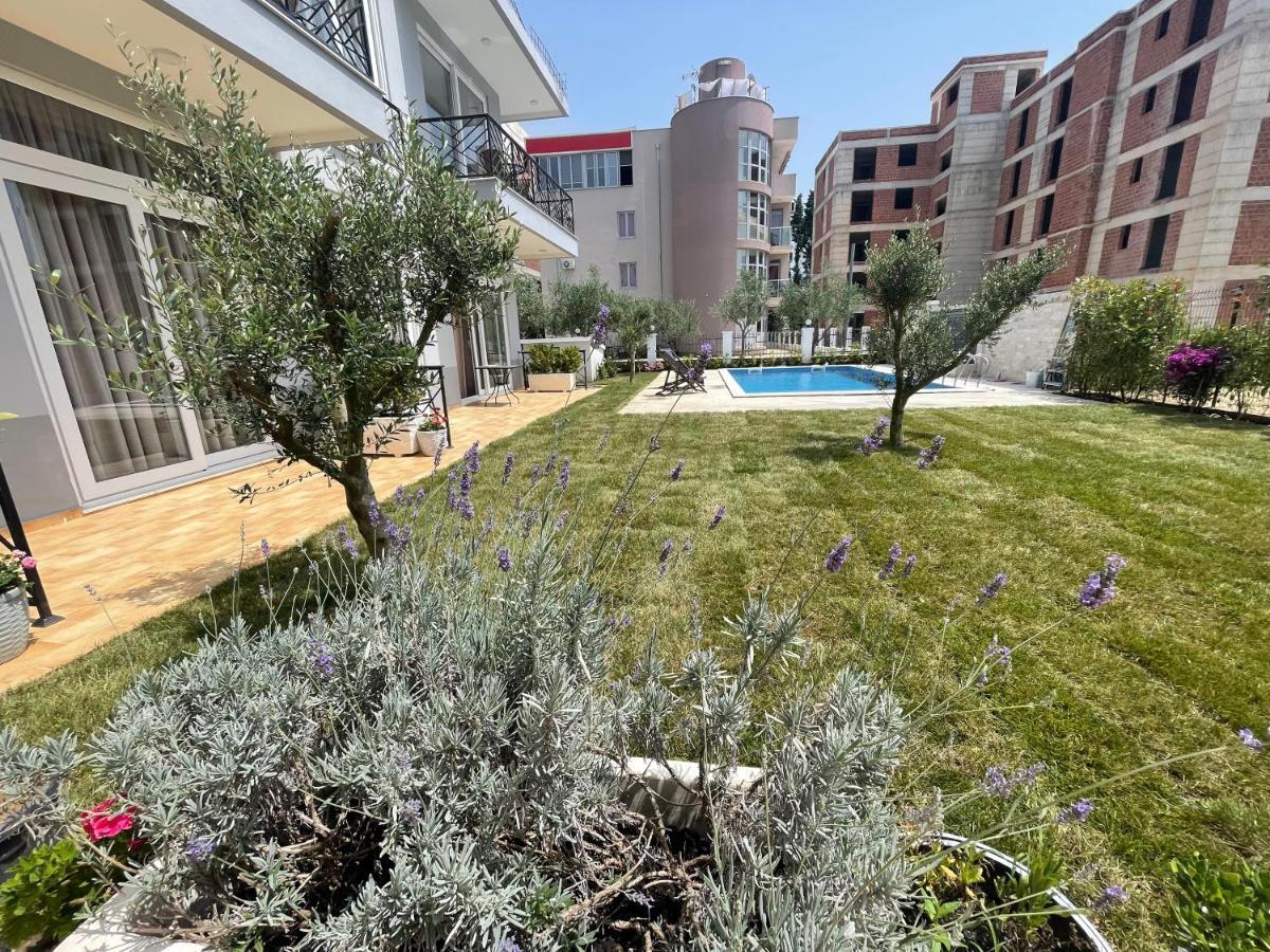 Belami Luxury Apartments Улцин Екстериор снимка